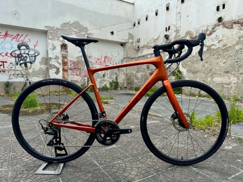 GIANT DEFY Advanced 2 2022, Amber Glow - vel. M/L