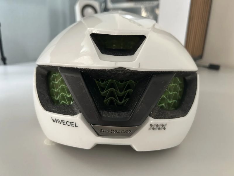 ⚪️ BONTRAGER XXX WAVECELL ⚪️