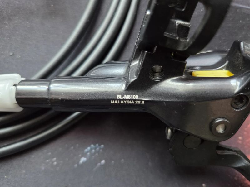 Brzdy Shimano Deore 4 pistkove
