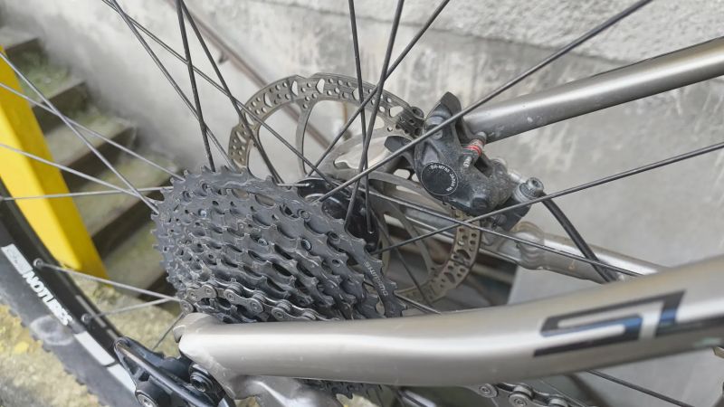 29" Superior XF939 | Shimano XT, teleskopka, bezdušový systém