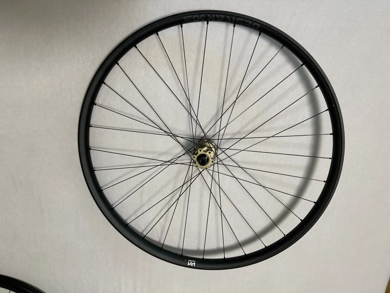 kola 29" Newmen Beskar 30 15x110, 12x148, Sram XD, 6 děr,TR