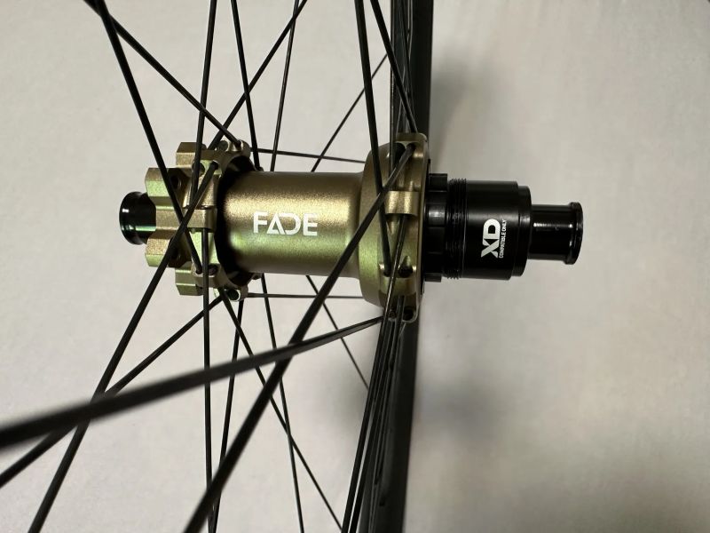 kola 29" Newmen Beskar 30 15x110, 12x148, Sram XD, 6 děr,TR