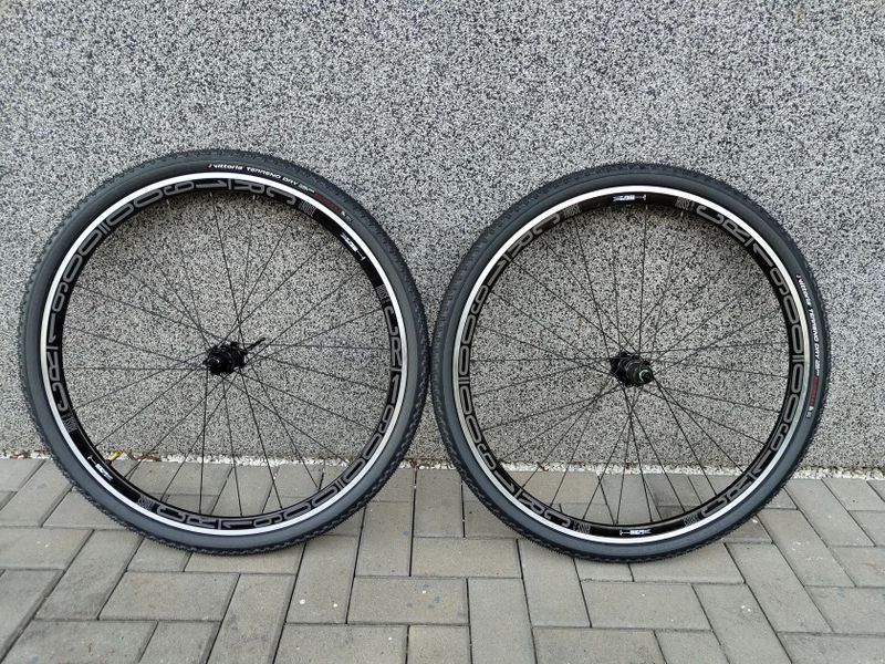 Gravel kola ROSE s plášti Vittoria Terreno Dry 700x38c - RÚ