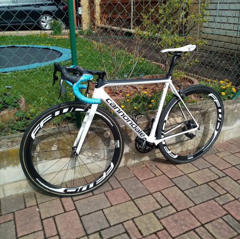 Cannondale SuperSix Evo Hi-Mod Carbon, Sram Red eTap. vel. M (170-180cm), jen 6.1 kg SLEVA. 