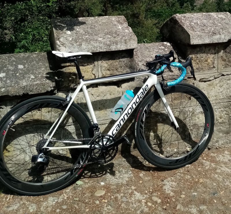 Cannondale SuperSix Evo Hi-Mod Carbon, Sram Red eTap. vel. M (170-180cm), jen 6.1 kg SLEVA. 