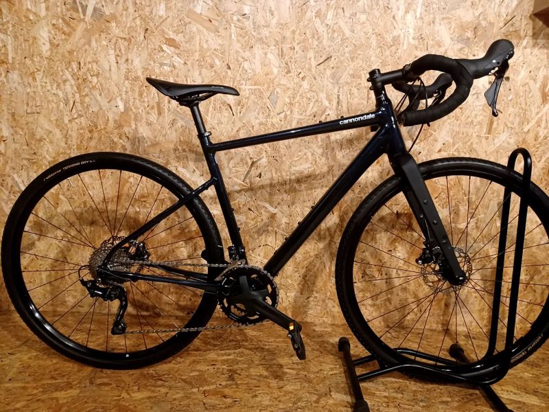 Gravel CANNONDALE TOPSTONE GRX, velikost rámu M