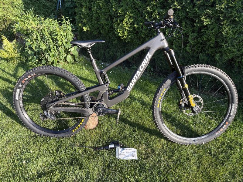 Santa Cruz Nomad 6 C S MX Ohlins Saint