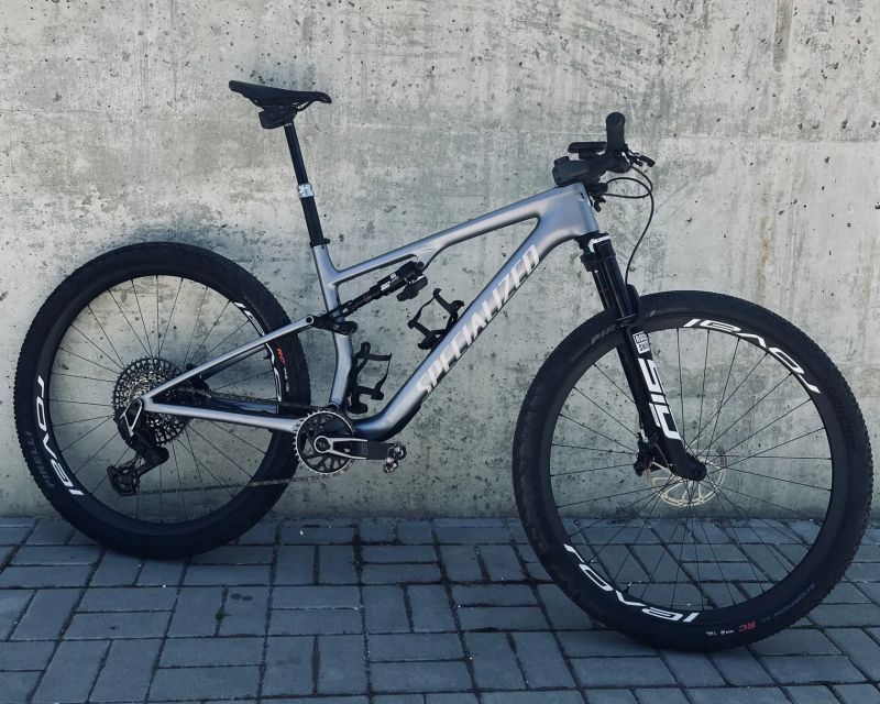 Specialized EPIC 8 Pro