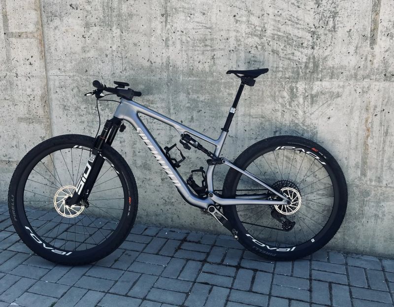 Specialized EPIC 8 Pro