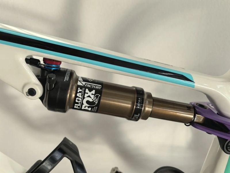 Canyon Lux trail CF9 Emily Batty edition
