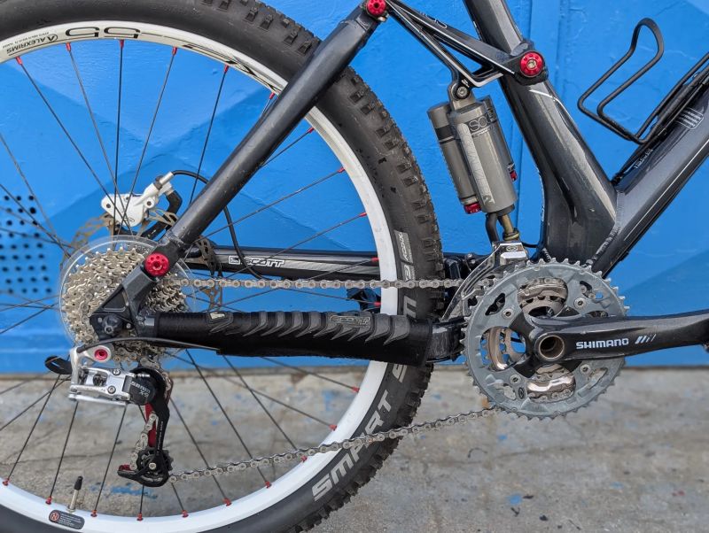 Celoodpružený Scott Genius 50 "M"