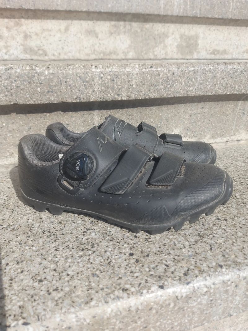 Shimano ME4 velikost 39