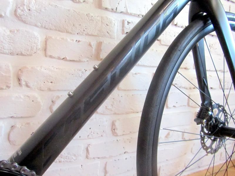 MERIDA SCULTURA 5000 na Shimano ULTEGRA, 58 cm. ZÁNOVNÍ. PC 75.000 Kč