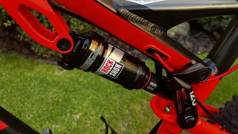 Celoodpružené MTB kolo Kellys Tyke 10 27.5, vel.M