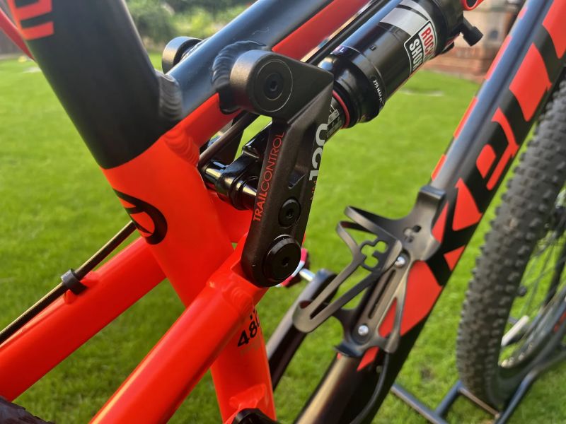 Celoodpružené MTB kolo Kellys Tyke 10 27.5, vel.M