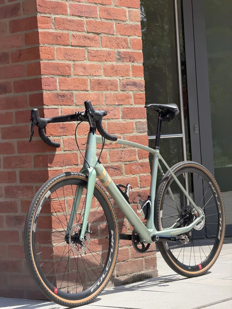 Gravel - Eddy Merckx Strasbourg71 - SRAM Rival1