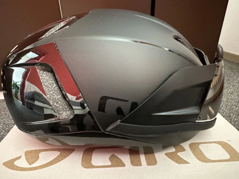 Cyklistická prilba Giro Vanquish Integrated Mips