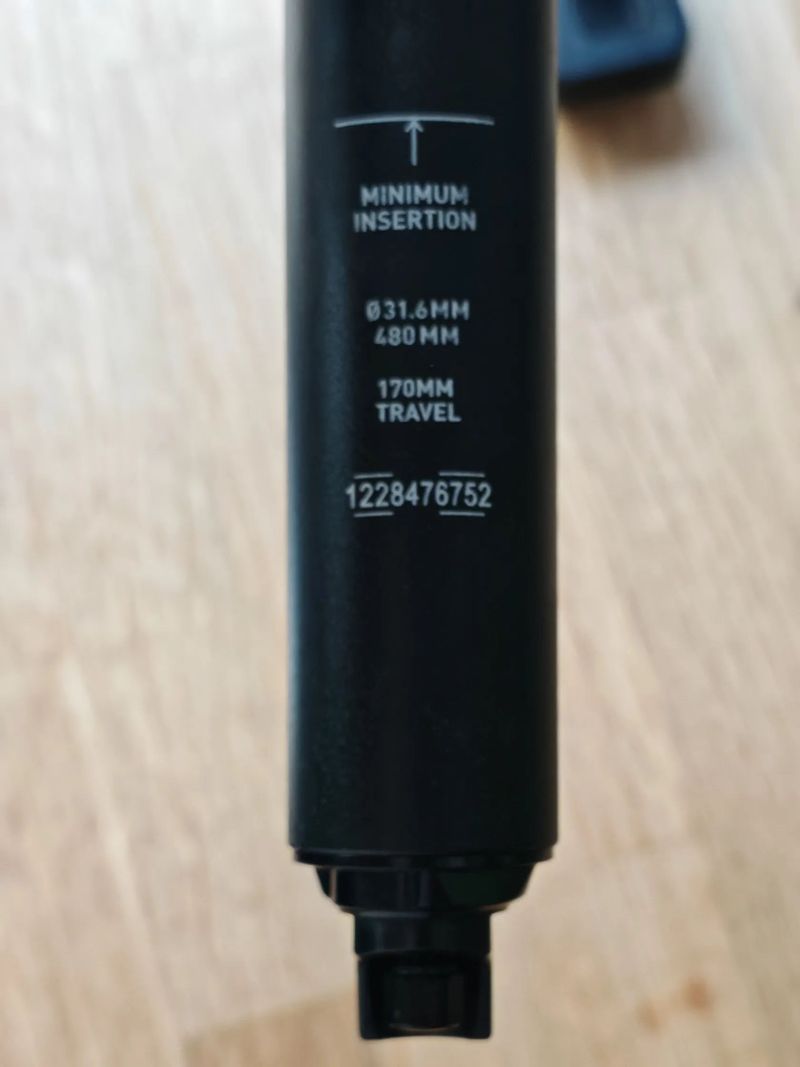 Rock Shox Reverb AXS zdvih 170mm, průměr 31.6, nová, kompletní 