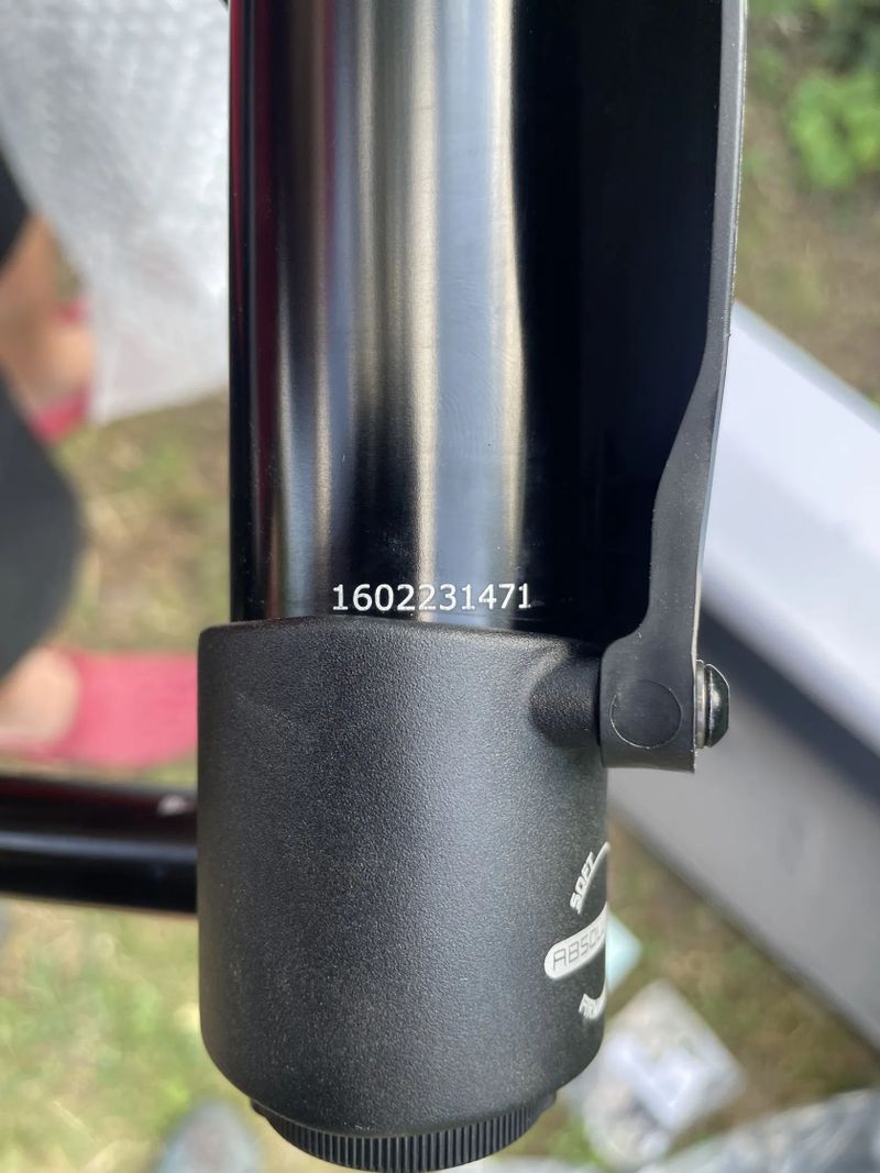 MANITOU DORADO COMP 37 29"/27.5"
