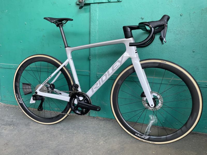 Ridley Falcn Ultegra Di2 2x12, Zipp 303S 