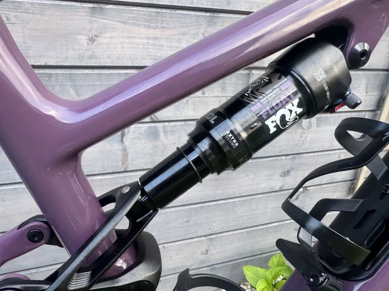 Specialized Epic EVO Expert 2025