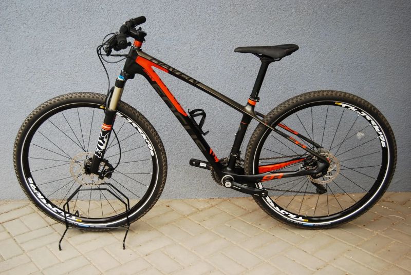 Focus Raven 29 Carbon