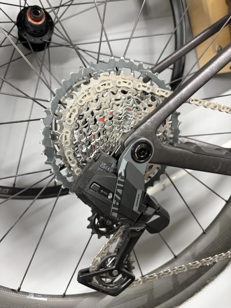 Sram 1x13 rival xplr 10-46 kazeta 