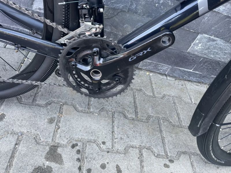 Gravel Cube Nuroad pro - M rám