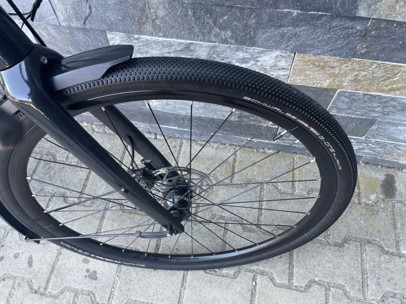 Gravel Cube Nuroad pro - M rám