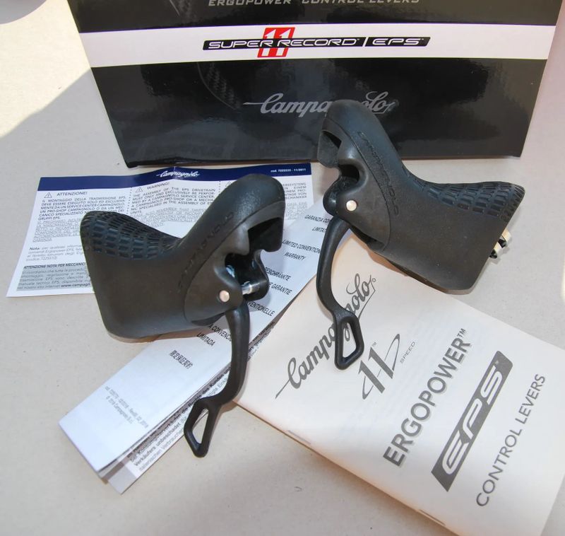 Campagnolo Ergopower 11s EPS, Super Record, Athena rim brake