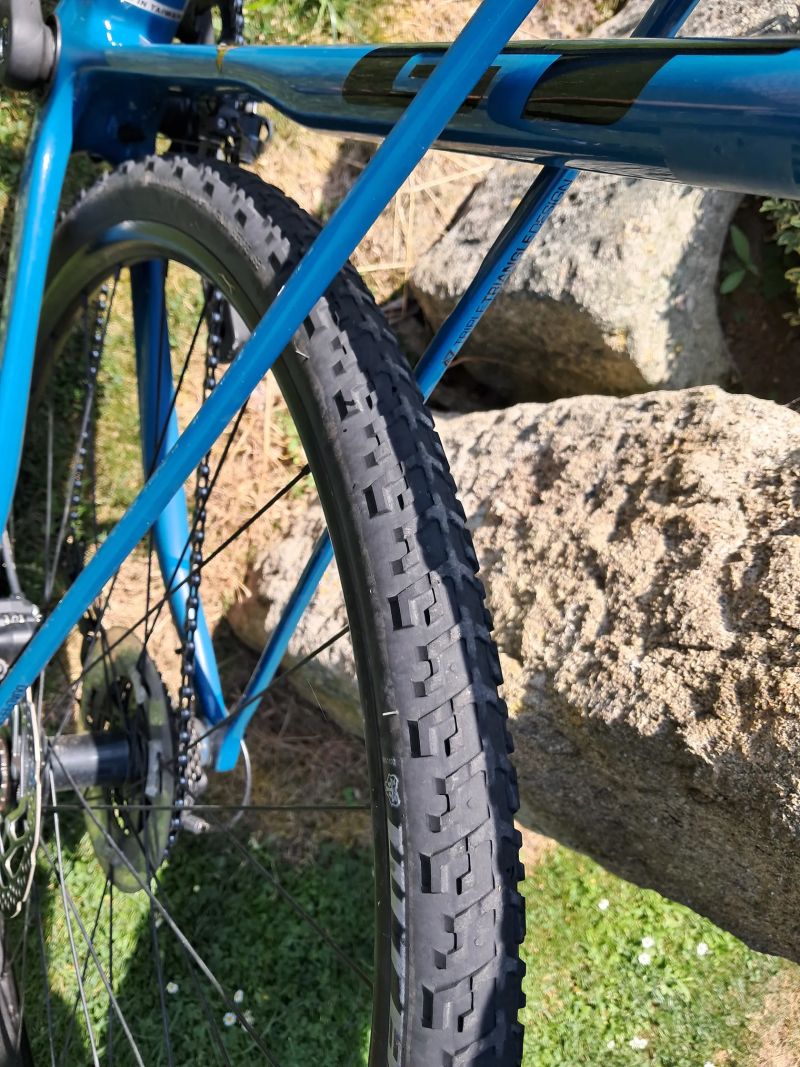 GT Grade carbon Elite