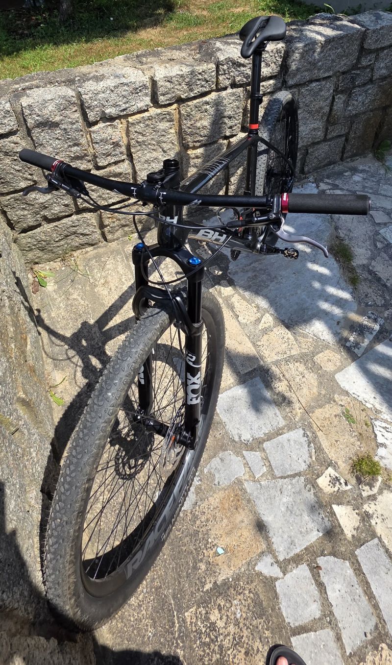 Prodej MTB kola BH 7.5