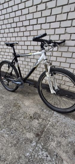 Rock Machine Land slide XC racing series