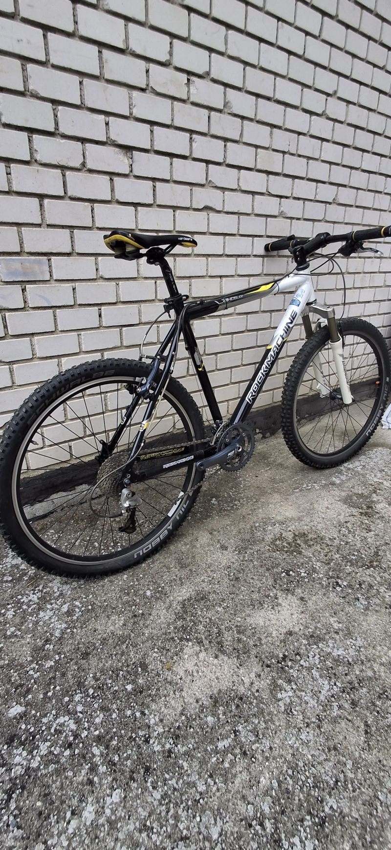Rock Machine Land slide XC racing series