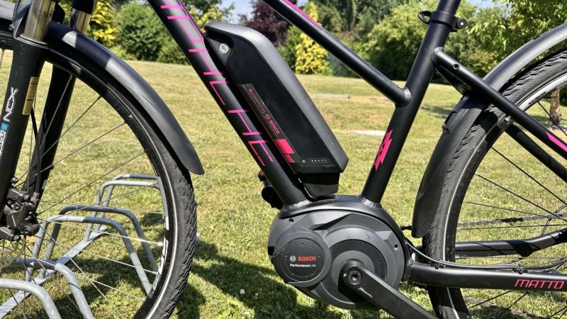 APACHE MATTO LADY BOSCH PERFORMANCE 500W