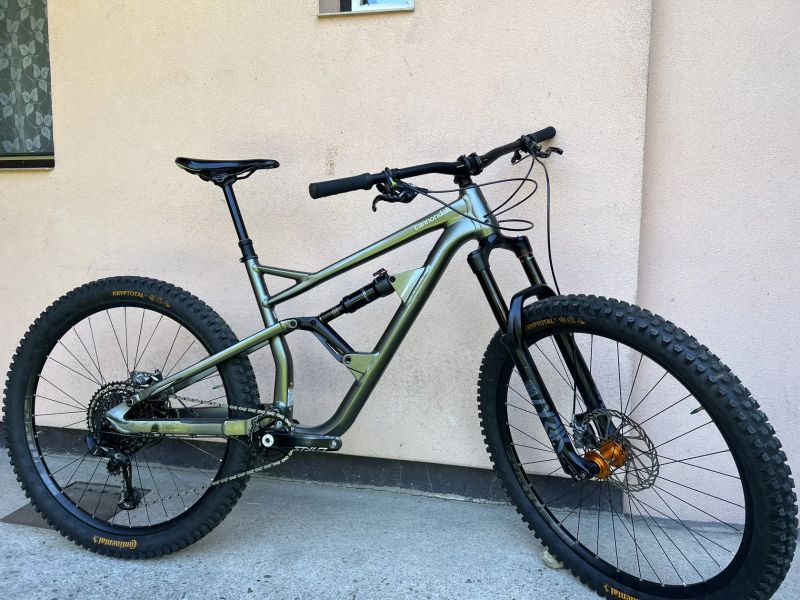 Enduro Cannondale Jekyll 29 4 - výplety HOPE, brzdy Magura MT7