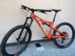 Zánovní enduro KTM Prowler 1964