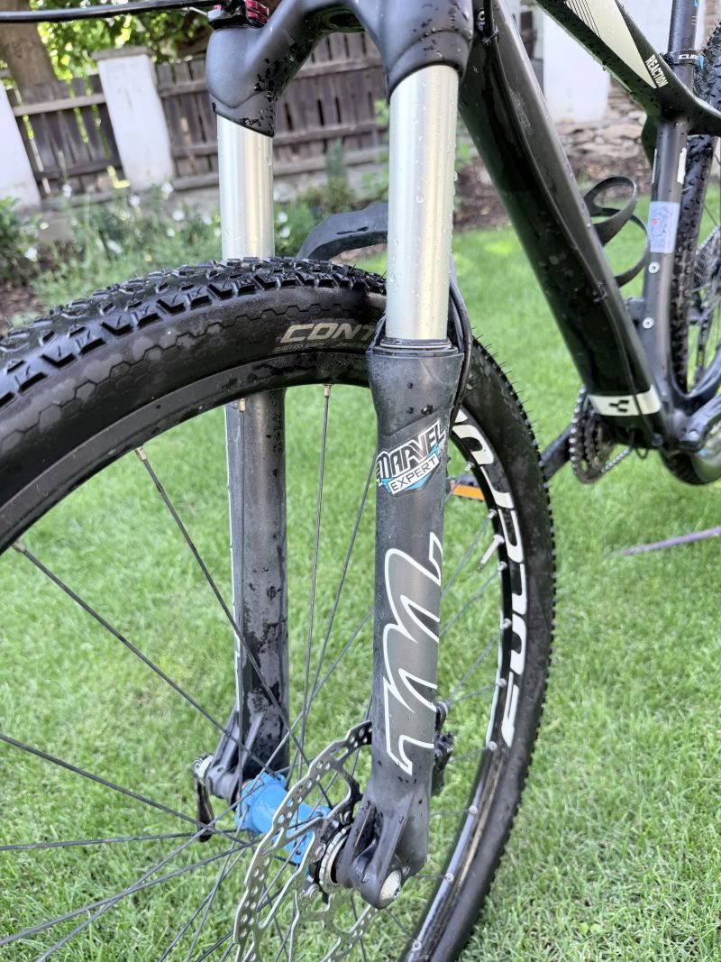 Cube Reaction Carbon 17”