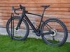 Carbon Gravel Custom 2026, GRX 810 1x11, M/L (175-185cm), 8,4kg, kazeta ZTTO ultralight 11-46