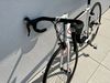Silniční kolo GT GTR Series 2 na Shimano 105 (vel. 53 = na cca 180 cm) + cyklotrenažér zdarma