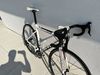 Silniční kolo GT GTR Series 2 na Shimano 105 (vel. 53 = na cca 180 cm) + cyklotrenažér zdarma