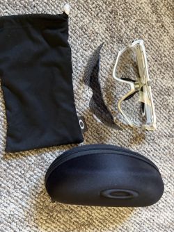 OAKLEY Jawbreaker + 2x sklo 