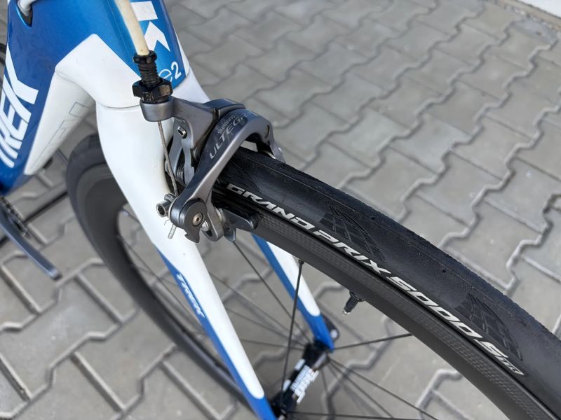 Trek Madone 4.5 | Velikost 56 cm | Ultegra 6800 | Kola Fulcrum Racing Quattro LG (nebo DT Swiss)