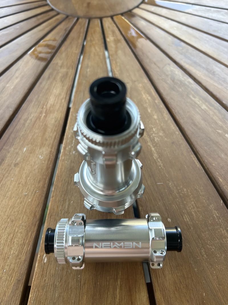 MTB náboje Newmen Fade CL Boost (28 děr) – pár