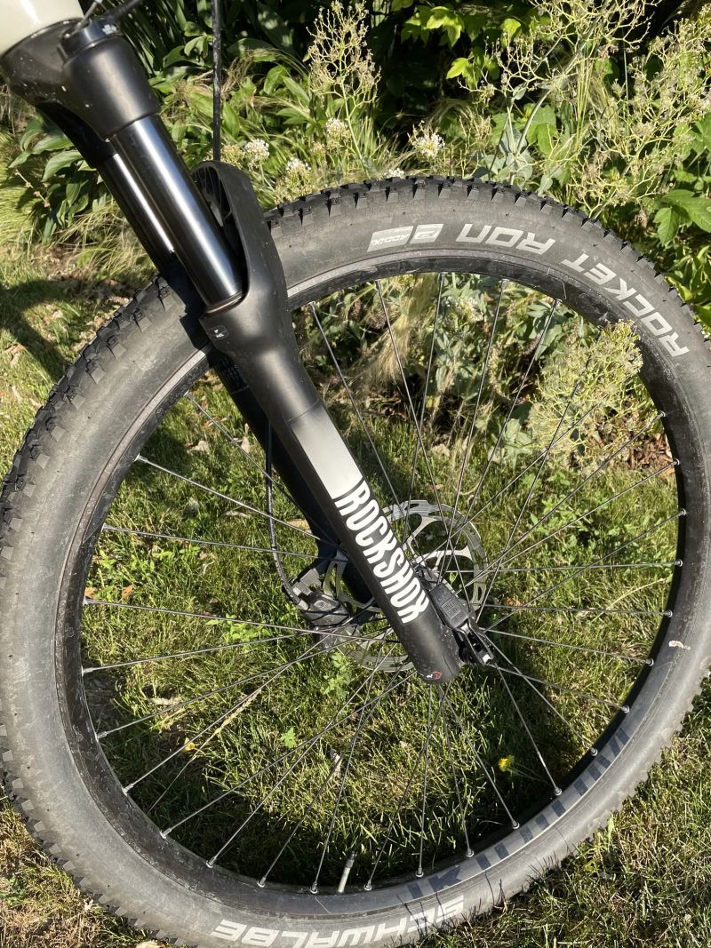 Canyon Exceed CF 4