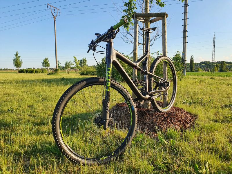 Cannondale Scalpel-Si Carbon 4 | vel. XL | Lefty | Deore XT (nový rám Carbon 3) | 7 768 km