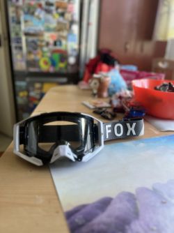 Prodám Brýle - FOX Airspace Tine 2025 - Black do integrální helmy 