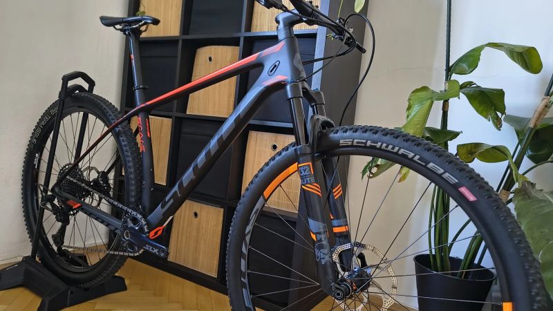 Scott Scale 910 /L/ 10kg / XT 1x12