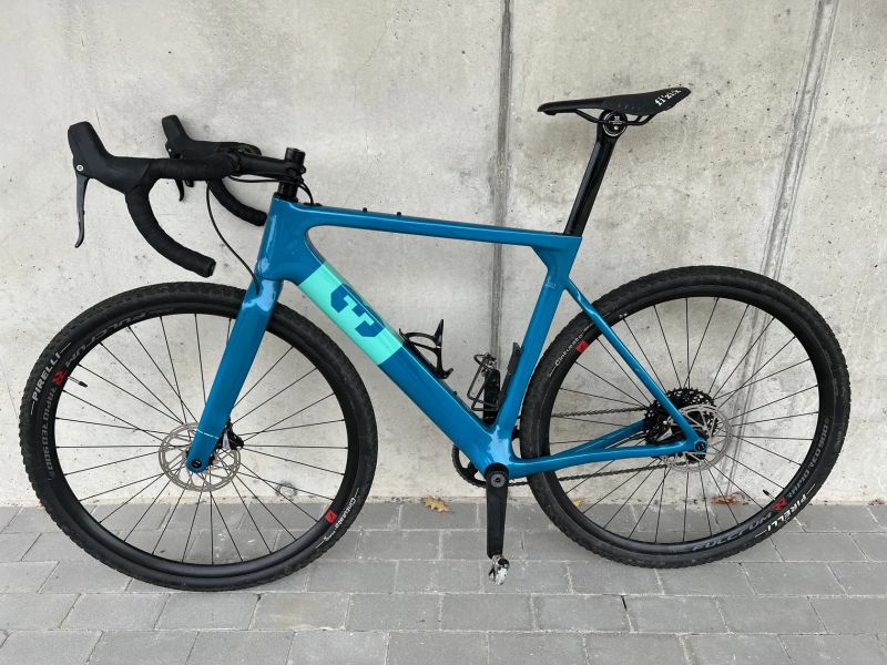3T Exploro Pro Rival