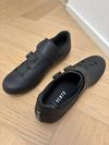 Tretry Fizik Vento Infinito Carbon 2 Silniční 42 black Unisex